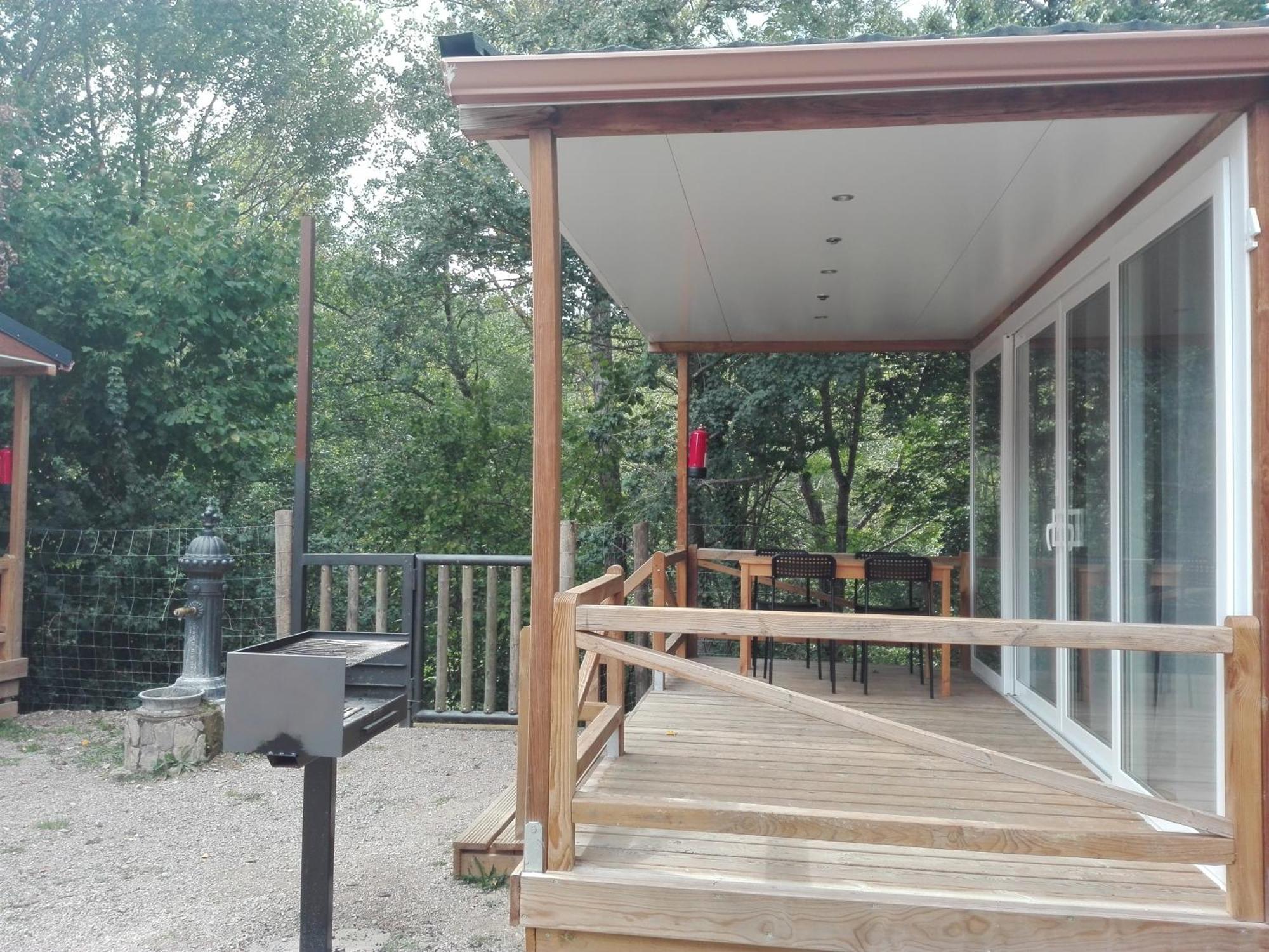 Camping L'Espelt La Pobla de Lillet Eksteriør billede