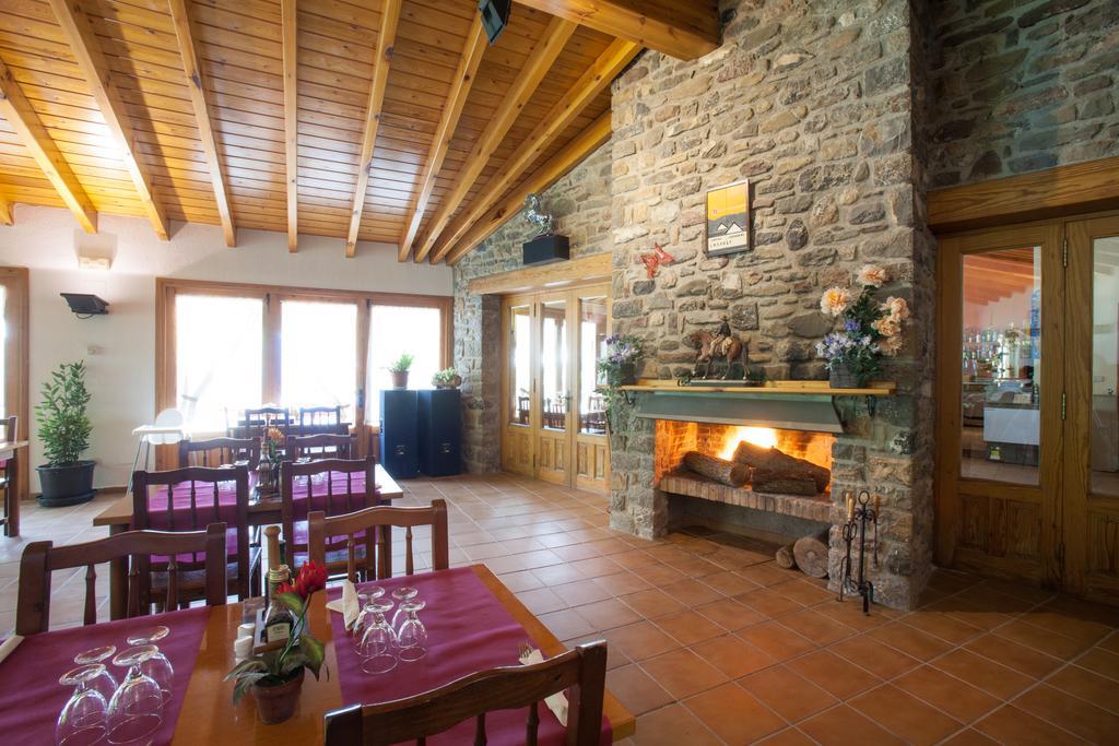 Camping L'Espelt La Pobla de Lillet Eksteriør billede